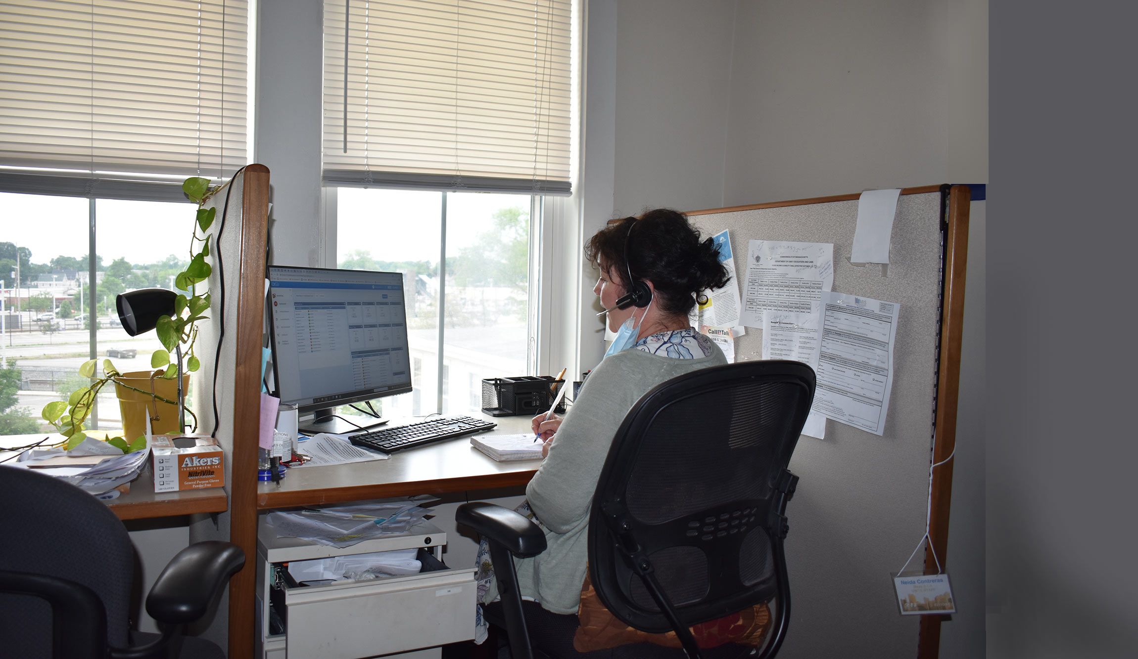 Calltaker answering call
