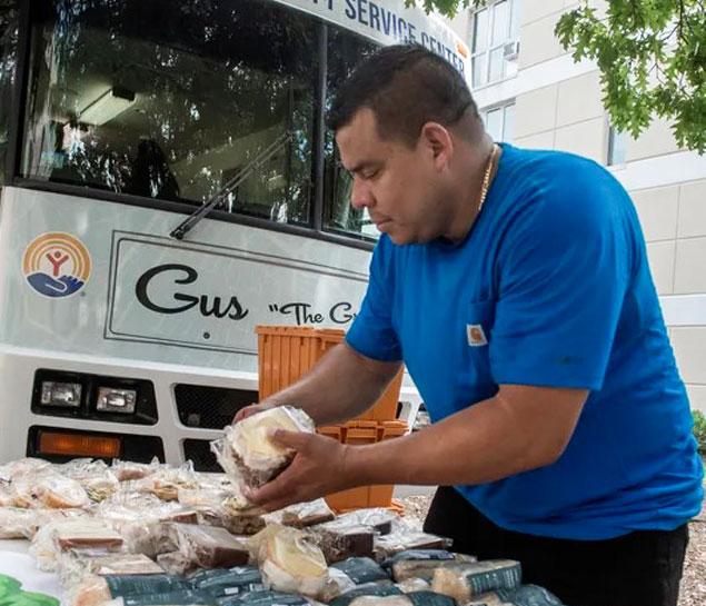Gus the Bus Delivering food
